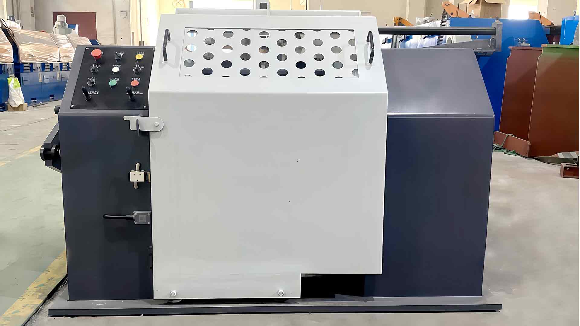 Jak pomáhá rychlý výplatní stojan zlepšit pracovní postup a snížit prostoje ve výrobních procesech s vysokým objemem?